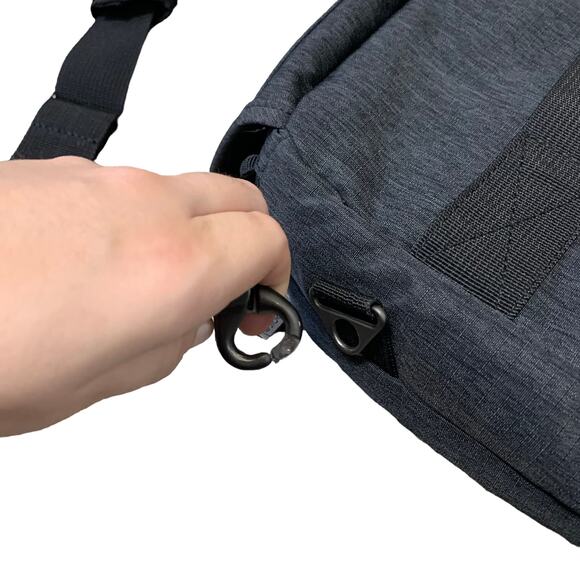 Samsonite Modern Utility Messenger Laptop Carryall Bag Large Gray Adjustable - Picture 7 of 11